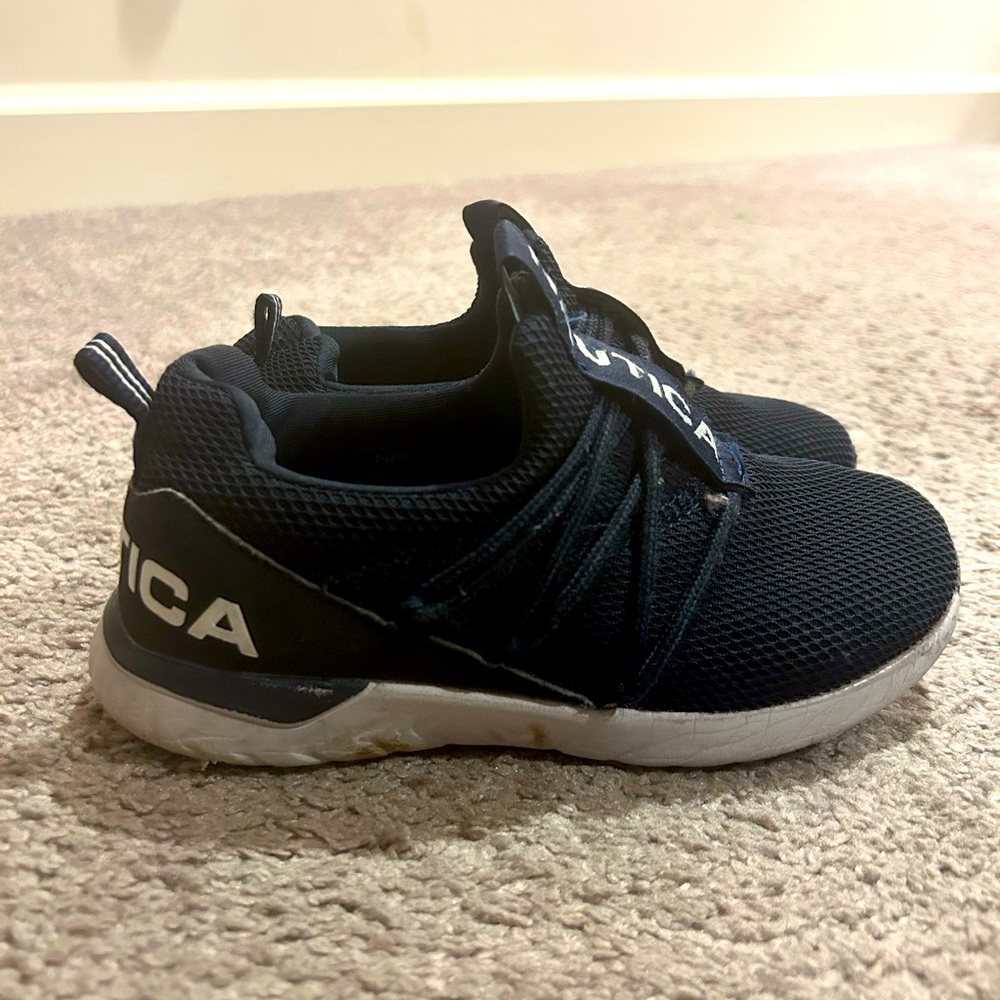 Sneakers| Nautica